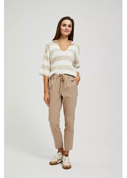 Spodnie w kant z wiązaniem w pasie ze sklepu Moodo.pl w kategorii Spodnie damskie - zdjęcie 170011266