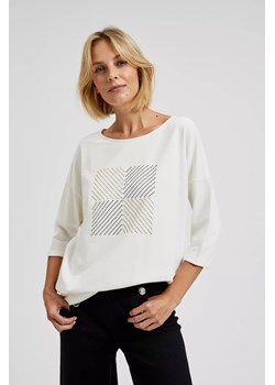 Bluza z rękawami 3/4 biała ze sklepu Moodo.pl w kategorii Bluzy damskie - zdjęcie 170015516