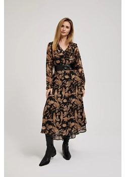 Sukienka z rozkloszowanym dołem i kwiatowym nadrukiem czarna ze sklepu Moodo.pl w kategorii Sukienki - zdjęcie 170018076