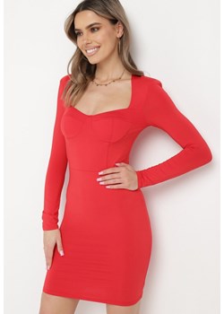 Czerwona Dopasowana Sukienka Mini z Kwadratowym Dekoltem Iceria ze sklepu Born2be Odzież w kategorii Sukienki - zdjęcie 170020438