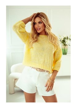 wiosenny krótki sweter eda z kokardą na plecach polski producent j&k premium - jasny żółty ze sklepu STYLOWO w kategorii Swetry damskie - zdjęcie 170029029