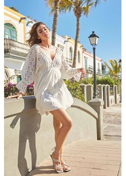 Sukienka z koronką Giorgia Iconique biała IC23-019 ze sklepu piubiu_pl w kategorii Odzież plażowa - zdjęcie 170032308