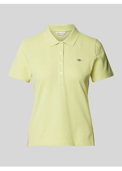 Koszulka polo o kroju slim fit z wyhaftowanym logo ze sklepu Peek&Cloppenburg  w kategorii Bluzki damskie - zdjęcie 170038519