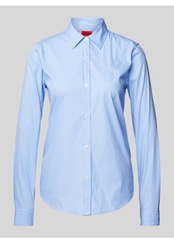 Bluzka koszulowa z wyhaftowanym logo ze sklepu Peek&Cloppenburg  w kategorii Koszule damskie - zdjęcie 170038916