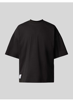 T-shirt z naszywką z logo model ‘LOGO’ ze sklepu Peek&Cloppenburg  w kategorii T-shirty męskie - zdjęcie 170039027