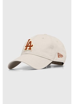New Era czapka z daszkiem bawełniana kolor beżowy z aplikacją LOS ANGELES DODGERS ze sklepu PRM w kategorii Czapki z daszkiem męskie - zdjęcie 170039425