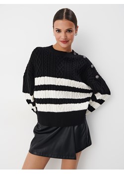 Mohito - Sweter w czarno-białe paski - czarny ze sklepu Mohito w kategorii Swetry damskie - zdjęcie 170051875