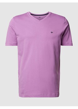 T-shirt z dekoltem w serek ze sklepu Peek&Cloppenburg  w kategorii T-shirty męskie - zdjęcie 170056348