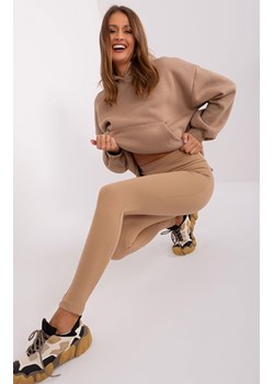 Prążkowane legginsy damskie karmelowe EM-LG-780.11, Kolor karmelowy, Rozmiar one size, Merribel ze sklepu Intymna w kategorii Spodnie damskie - zdjęcie 170056909