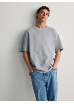 Reserved - T-shirt z efektem sprania - jasnoniebieski ze sklepu Reserved w kategorii T-shirty męskie - zdjęcie 170058456