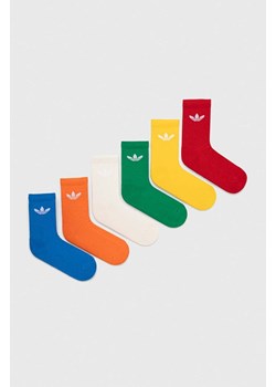 adidas Originals skarpetki 6-pack kolor biały IT7571 ze sklepu ANSWEAR.com w kategorii Skarpetki damskie - zdjęcie 170058929
