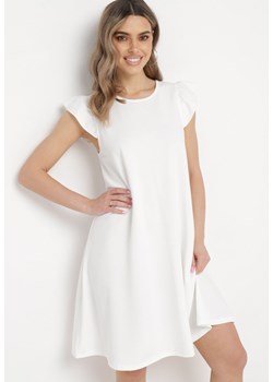 Biała Trapezowa Sukienka Mini z Krótkim Rękawem i Falbanką Nellife ze sklepu Born2be Odzież w kategorii Sukienki - zdjęcie 170060067