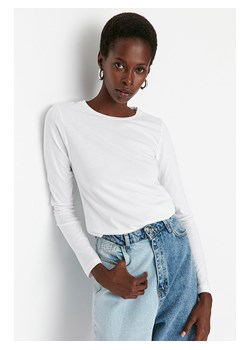 trendyol Koszulka w kolorze białym ze sklepu Limango Polska w kategorii Bluzki damskie - zdjęcie 170061237