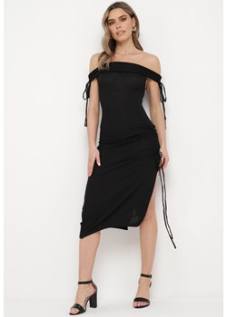 Czarna Sukienka Midi Dopasowana z Hiszpańskim Dekoltem i Rozcięciem Sadille ze sklepu Born2be Odzież w kategorii Sukienki - zdjęcie 170069889