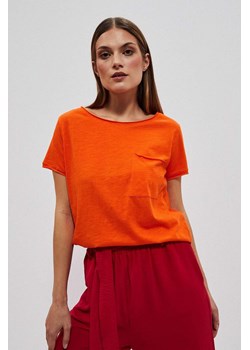 Bawełniany pomarańczowy t-shirt damski z kieszonką ze sklepu 5.10.15 w kategorii Bluzki damskie - zdjęcie 170073179
