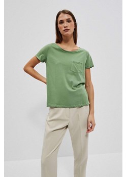 Bawełniany oliwkowy t-shirt damski z kieszonką ze sklepu 5.10.15 w kategorii Bluzki damskie - zdjęcie 170073245