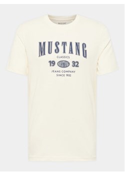 Mustang T-Shirt Austin 1014938 Biały Regular Fit ze sklepu MODIVO w kategorii T-shirty męskie - zdjęcie 170073537