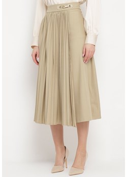 Beżowa Rozkloszowana Spódnica Midi Plisowana z Klamerką Faelannia ze sklepu Born2be Odzież w kategorii Spódnice - zdjęcie 170132099