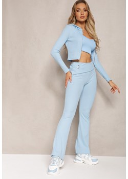 Jasnoniebieski Prążkowany Komplet Dresowy z Krótką Zasuwaną Bluzą i Spodniami Dzwonami Kulolia ze sklepu Renee odzież w kategorii Dresy damskie - zdjęcie 170140916