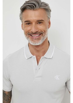 Calvin Klein Jeans polo męski kolor szary gładki ze sklepu ANSWEAR.com w kategorii T-shirty męskie - zdjęcie 170143477