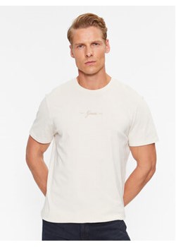 Guess T-Shirt M3BI56 K9RM Écru Slim Fit ze sklepu MODIVO w kategorii T-shirty męskie - zdjęcie 170149078