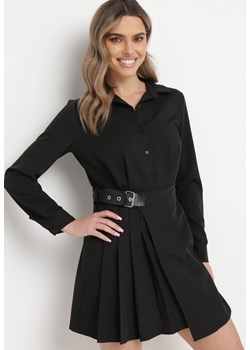 Czarna Sukienka Koszulowa z Plisowanym Asymetrycznym Dołem z Paskiem Vattea ze sklepu Born2be Odzież w kategorii Sukienki - zdjęcie 170153797