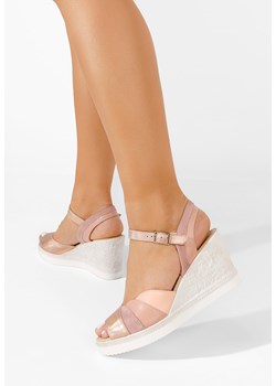 Różowe sandały na koturnie skórzane Irvina ze sklepu Zapatos w kategorii Sandały damskie - zdjęcie 170176535