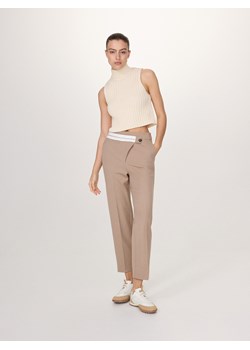 Reserved - Spodnie z asymetrycznym zapięciem - brązowy ze sklepu Reserved w kategorii Spodnie damskie - zdjęcie 170182625