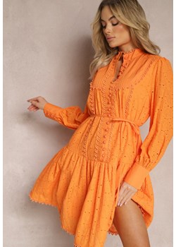 Pomarańczowa Sukienka Zdobiona Haftowaniem i Perłowymi Guzikami ze Stójką Wialon ze sklepu Renee odzież w kategorii Sukienki - zdjęcie 170183139