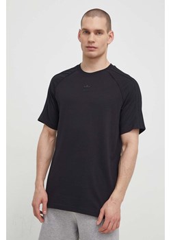 adidas Originals t-shirt bawełniany męski kolor czarny z nadrukiem IR9450 ze sklepu ANSWEAR.com w kategorii T-shirty męskie - zdjęcie 170215925
