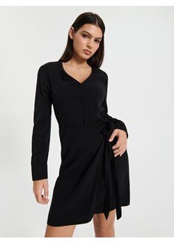 Sinsay - Sukienka mini z wiązaniem - czarny ze sklepu Sinsay w kategorii Sukienki - zdjęcie 170217299