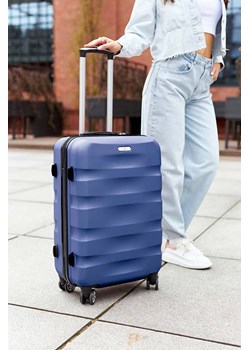 Średnich rozmiarów walizka niebieska z tworzywa ABS+ - Peterson ze sklepu 5.10.15 w kategorii Walizki - zdjęcie 170218036