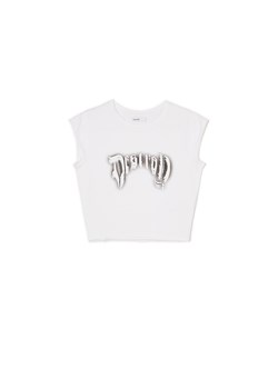 Cropp - Biały krótki t-shirt z nadrukiem - biały ze sklepu Cropp w kategorii Bluzki damskie - zdjęcie 170218429
