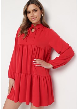 Czerwona Rozkloszowana Sukienka z Falbanką Uxaria ze sklepu Born2be Odzież w kategorii Sukienki - zdjęcie 170224377
