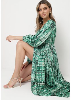 Zielona Sukienka Maxi z Gumką w Talii i Plisowanym Dołem w Tweedowy Wzór Viostana ze sklepu Born2be Odzież w kategorii Sukienki - zdjęcie 170232995