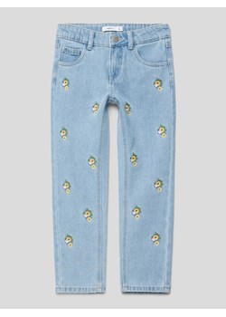 Jeansy o kroju regular fit z kwiatowymi haftami model ‘FROSE’ ze sklepu Peek&Cloppenburg  w kategorii Spodnie chłopięce - zdjęcie 170259516