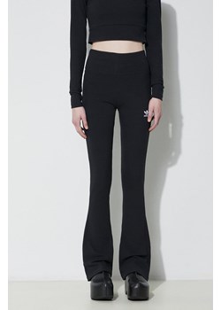 adidas Originals spodnie damskie kolor czarny dzwony high waist II8056 ze sklepu PRM w kategorii Spodnie damskie - zdjęcie 170263779