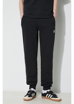 adidas Originals spodnie dresowe bawełniane kolor czarny gładkie IA6479 ze sklepu PRM w kategorii Spodnie damskie - zdjęcie 170263937