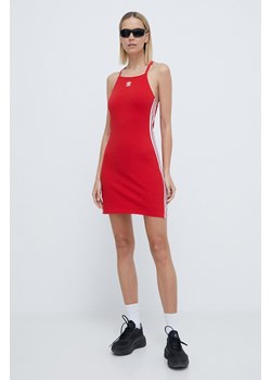 adidas Originals sukienka 3-Stripes kolor czerwony mini dopasowana IR8128 ze sklepu PRM w kategorii Sukienki - zdjęcie 170264259