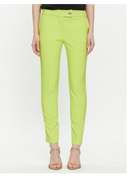 Rinascimento Spodnie materiałowe CFC0117747003 Zielony Regular Fit ze sklepu MODIVO w kategorii Spodnie damskie - zdjęcie 170270026