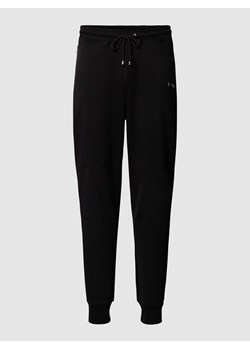 Spodnie dresowe z aplikacją z logo model ‘Q-Series’ ze sklepu Peek&Cloppenburg  w kategorii Spodnie męskie - zdjęcie 170273878