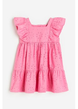 H & M - Sukienka z falbankami i haftem angielskim - Różowy ze sklepu H&M w kategorii Sukienki niemowlęce - zdjęcie 170274265