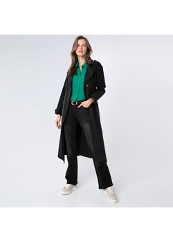Damski płaszcz dżinsowy z paskiem ze sklepu WITTCHEN w kategorii Płaszcze damskie - zdjęcie 170286375