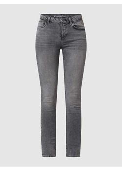 Jeansy o kroju slim fit z naszywką z logo model ‘Celia’ ze sklepu Peek&Cloppenburg  w kategorii Spodnie damskie - zdjęcie 170294495