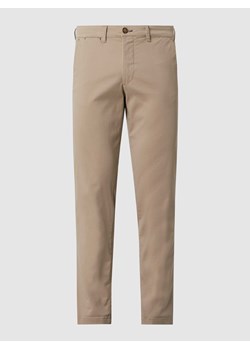 Chinosy o kroju slim fit z bawełną ekologiczną model ‘Miles’ ze sklepu Peek&Cloppenburg  w kategorii Spodnie męskie - zdjęcie 170295309