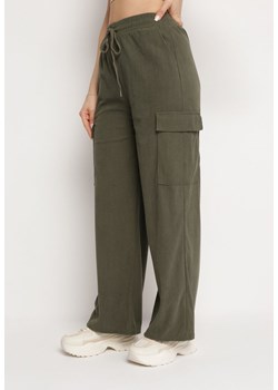 Zielone Spodnie Bojówki z Szerokimi Nogawkami Ginevrra ze sklepu Born2be Odzież w kategorii Spodnie damskie - zdjęcie 170300938