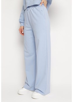 Jasnoniebieskie Bawełniane Spodnie Dresowe z Szerokimi Nogawkami Alfira ze sklepu Born2be Odzież w kategorii Spodnie damskie - zdjęcie 170301077