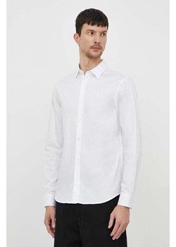 Armani Exchange koszula bawełniana męska kolor biały regular z kołnierzykiem klasycznym 3DZC36 ZNAUZ ze sklepu ANSWEAR.com w kategorii Koszule męskie - zdjęcie 170305367
