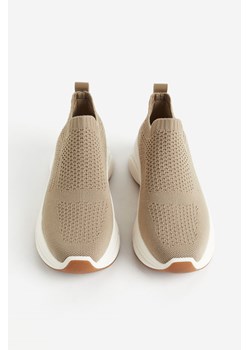 H & M - Modelowane dzianinowe buty sportowe - Beżowy ze sklepu H&M w kategorii Buty sportowe damskie - zdjęcie 170318288