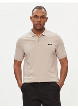 Calvin Klein Polo K10K111196 Beżowy Slim Fit ze sklepu MODIVO w kategorii T-shirty męskie - zdjęcie 170327016
